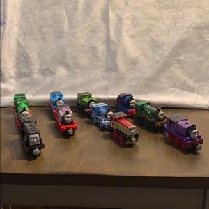 Thomas the train magnet train set